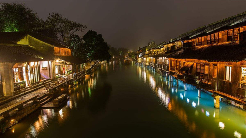 夜景枕水人家.jpg